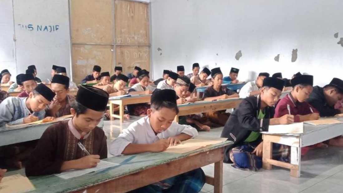 Pondok Pesantren Nahdlatul Ulum 4